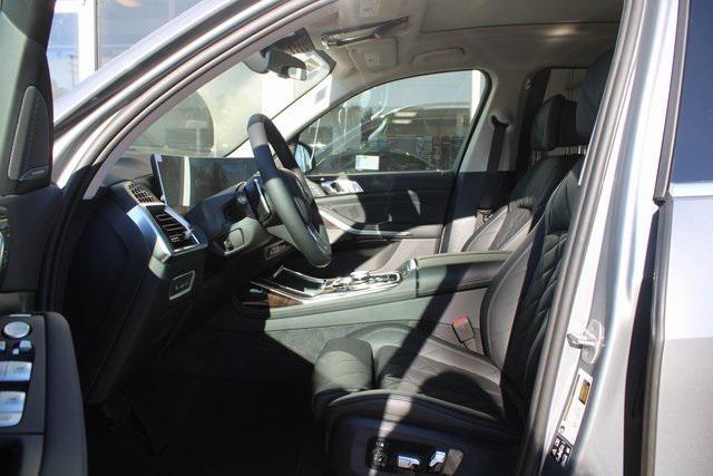 new 2026 BMW X7 car, priced at $92,225