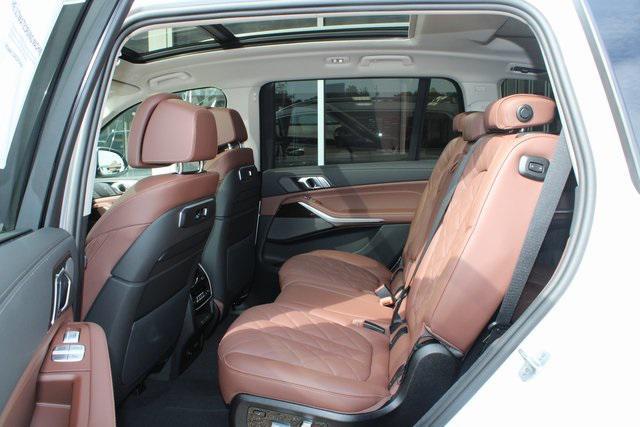 new 2026 BMW X7 car, priced at $89,425