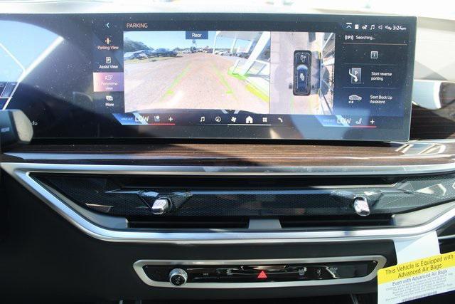 new 2026 BMW X7 car, priced at $95,285