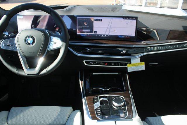 new 2026 BMW X7 car, priced at $95,285