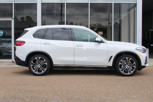 used 2021 BMW X5 car, priced at $35,589