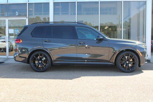 new 2026 BMW X7 car, priced at $122,905