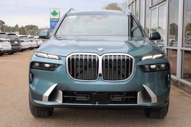 new 2025 BMW X7 car, priced at $93,710