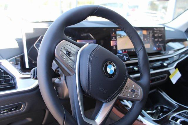 new 2026 BMW X7 car, priced at $91,255