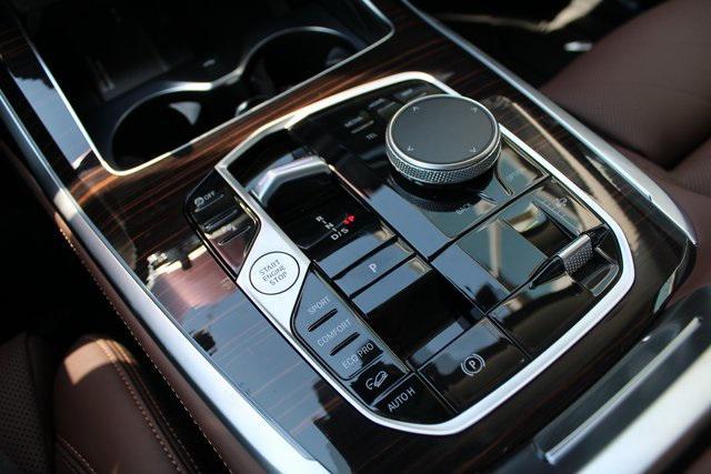 new 2026 BMW X7 car, priced at $93,185