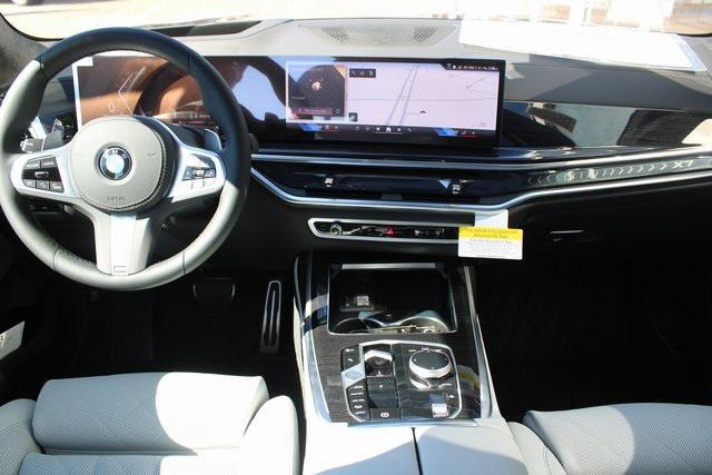 new 2026 BMW X7 car, priced at $100,785