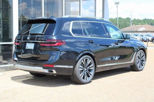 new 2025 BMW X7 car, priced at $91,170