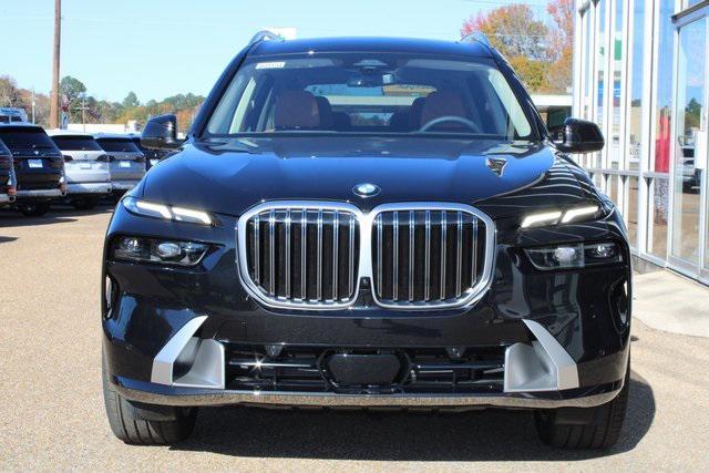 new 2025 BMW X7 car, priced at $90,265