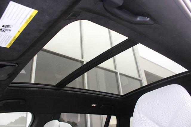 used 2026 BMW X7 car, priced at $87,042