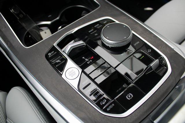 used 2026 BMW X7 car, priced at $87,042