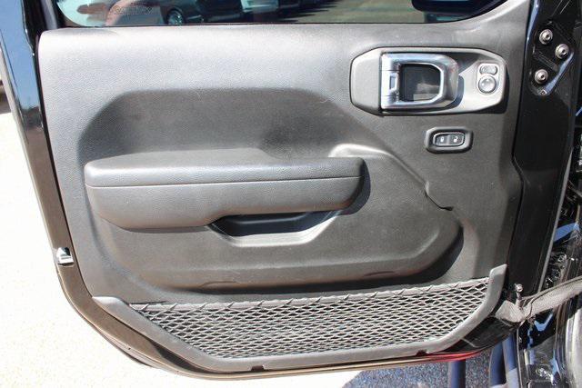 used 2022 Jeep Wrangler Unlimited car, priced at $38,101