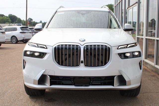 new 2026 BMW X7 car, priced at $89,425