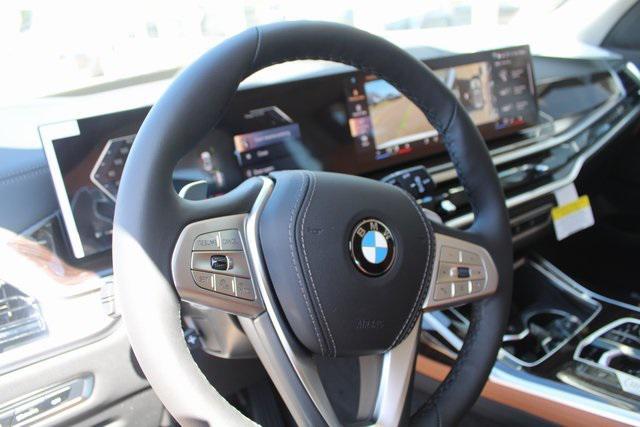 new 2025 BMW X7 car, priced at $87,960