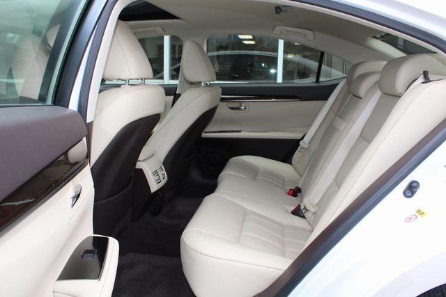 used 2016 Lexus ES 350 car, priced at $18,415
