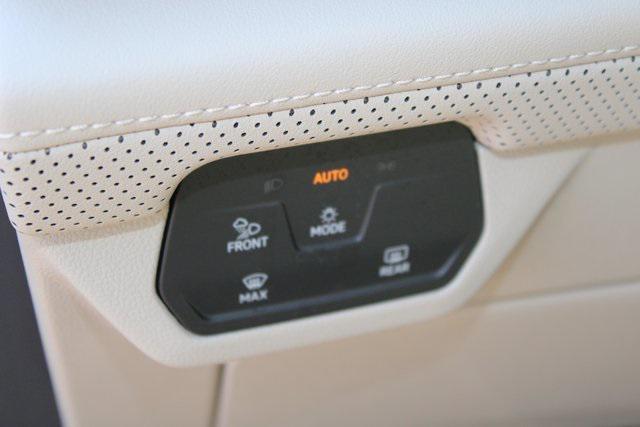 used 2025 Volkswagen Atlas car, priced at $34,110