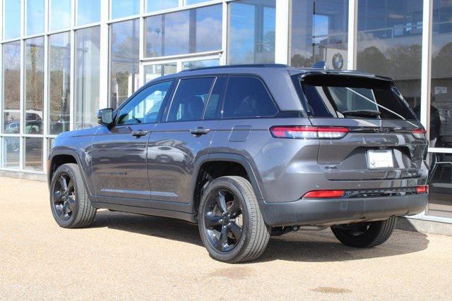 used 2022 Jeep Grand Cherokee car, priced at $34,808