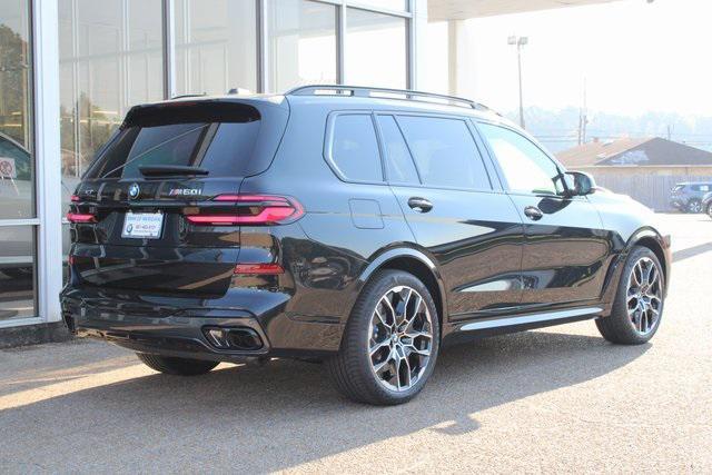 new 2025 BMW X7 car, priced at $113,220