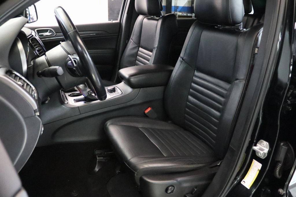 used 2020 Jeep Grand Cherokee car, priced at $17,605