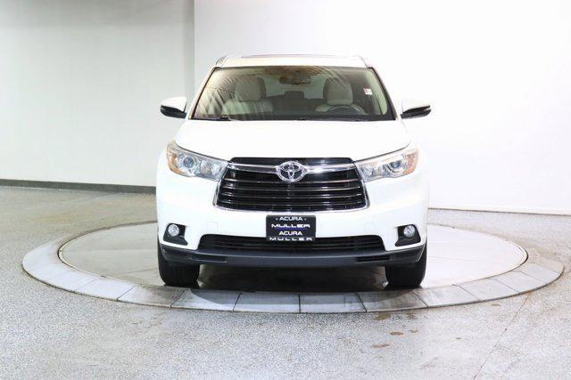 used 2016 Toyota Highlander car, priced at $17,550