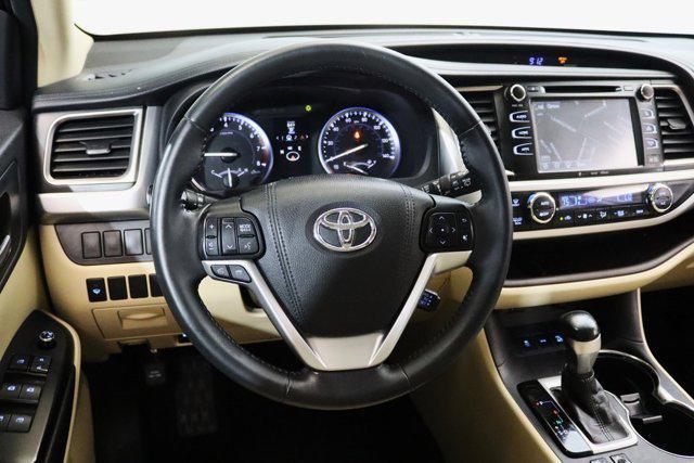 used 2016 Toyota Highlander car, priced at $17,550