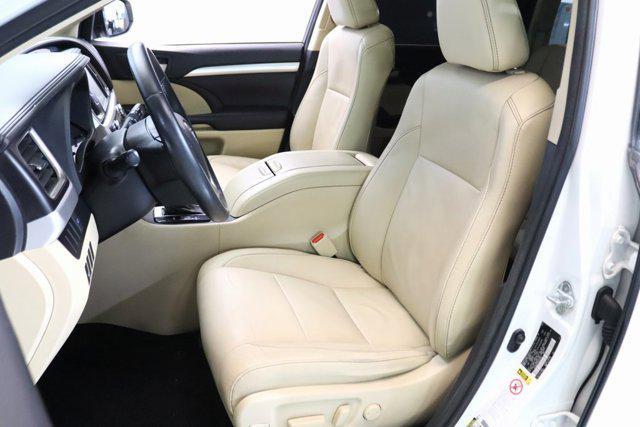 used 2016 Toyota Highlander car, priced at $17,550