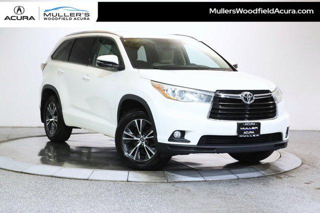 used 2016 Toyota Highlander car, priced at $17,550