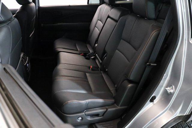 used 2022 Honda Pilot car, priced at $35,950