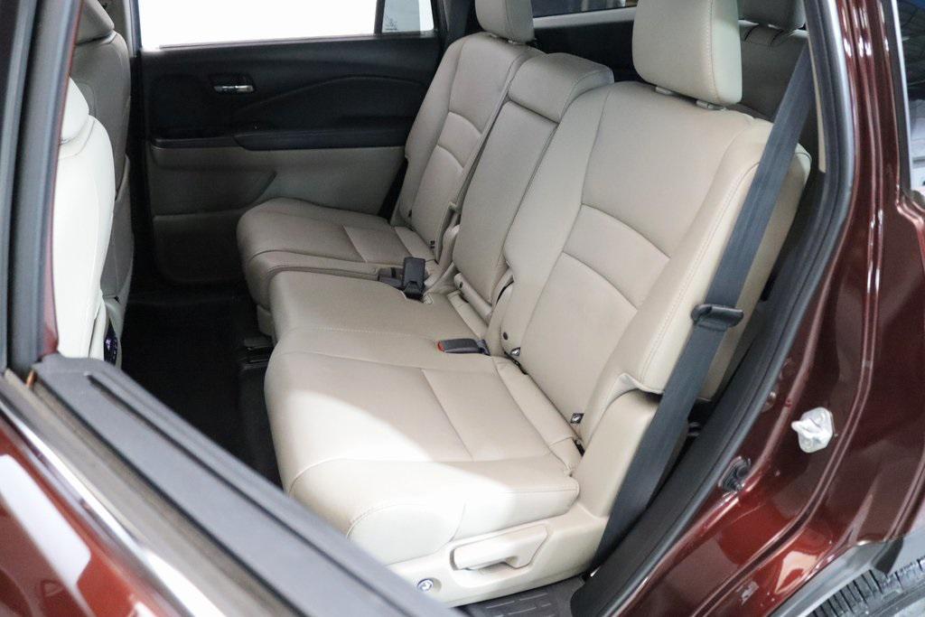 used 2021 Honda Pilot car, priced at $29,875