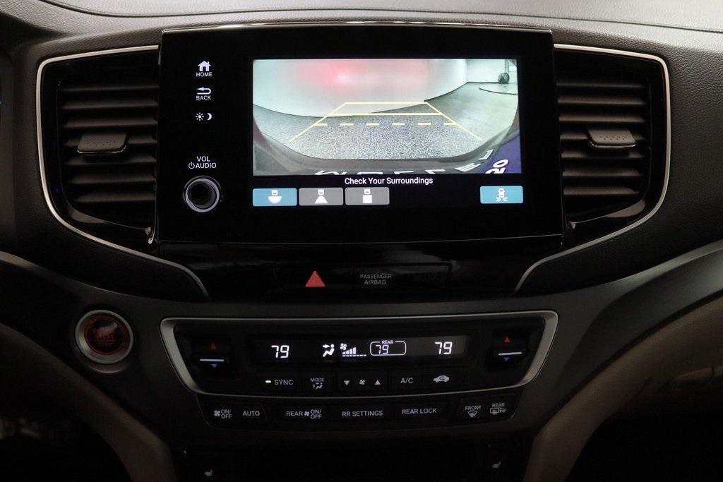 used 2021 Honda Pilot car, priced at $29,875