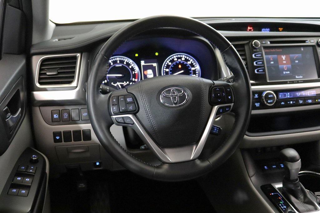 used 2018 Toyota Highlander car, priced at $28,685