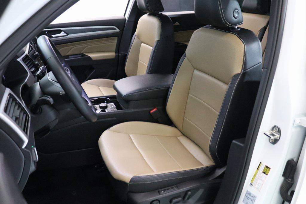 used 2021 Volkswagen Atlas Cross Sport car, priced at $24,650