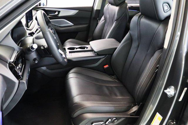used 2025 Acura MDX car, priced at $53,950