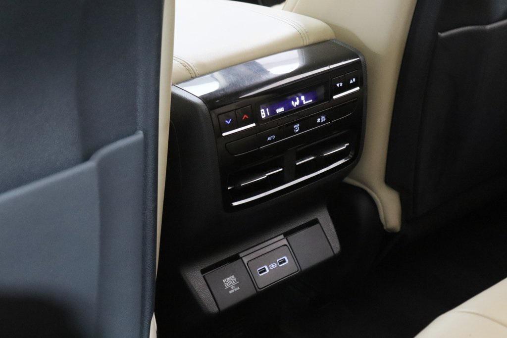 used 2023 Acura MDX car, priced at $41,650