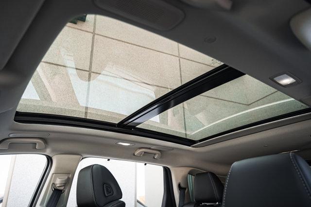 new 2025 Acura MDX car, priced at $56,711