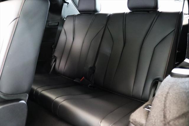 used 2025 Acura MDX car, priced at $53,975