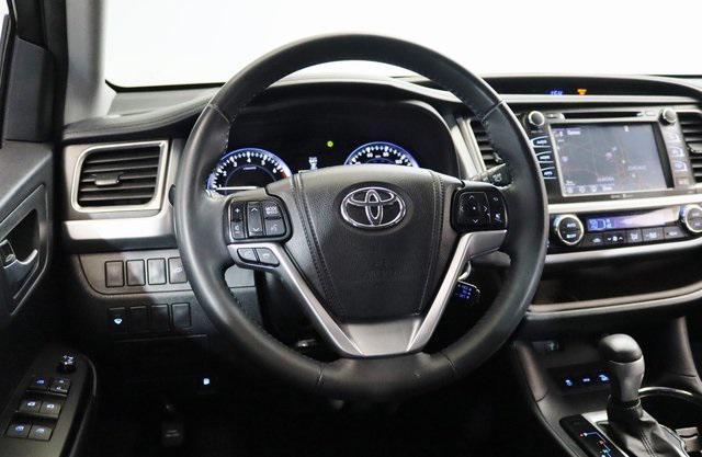 used 2015 Toyota Highlander car, priced at $18,682