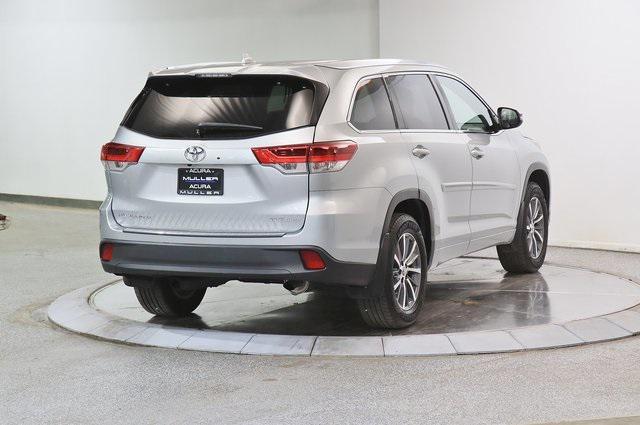 used 2018 Toyota Highlander car, priced at $28,692