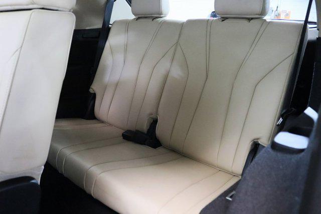 used 2022 Acura MDX car, priced at $41,325