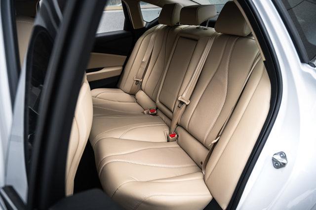 new 2025 Acura TLX car, priced at $44,992