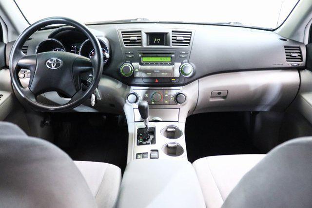 used 2012 Toyota Highlander car, priced at $13,425