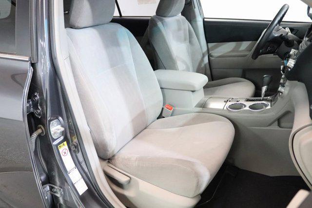 used 2012 Toyota Highlander car, priced at $13,425