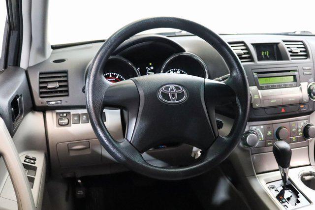 used 2012 Toyota Highlander car, priced at $13,425