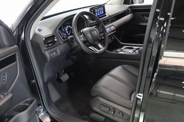used 2023 Honda Pilot car, priced at $41,650