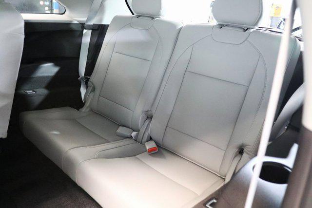 used 2018 Acura MDX car, priced at $30,450