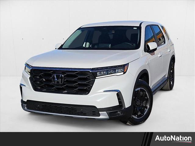 new 2025 Honda Pilot car, priced at $46,547