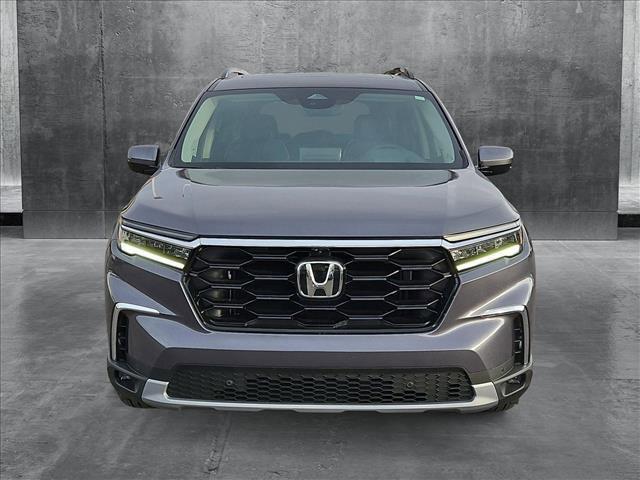 new 2025 Honda Pilot car, priced at $54,475