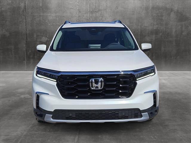 new 2025 Honda Pilot car, priced at $47,781