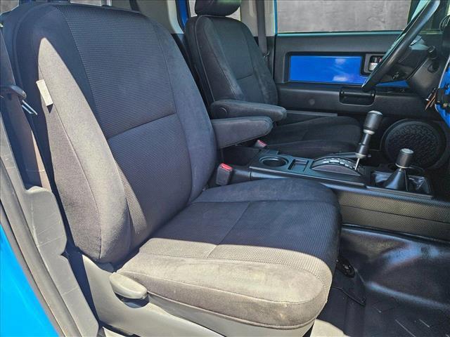 used 2007 Toyota FJ Cruiser car, priced at $16,321