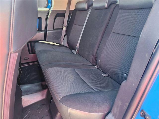 used 2007 Toyota FJ Cruiser car, priced at $16,321