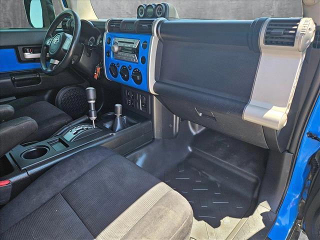 used 2007 Toyota FJ Cruiser car, priced at $16,321